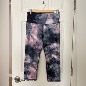 Old Navy Elevate Workout Leggings Crop